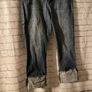 Cropped Cuffed Jeans